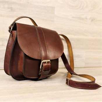 Women's Leather saddle bag, with buckle